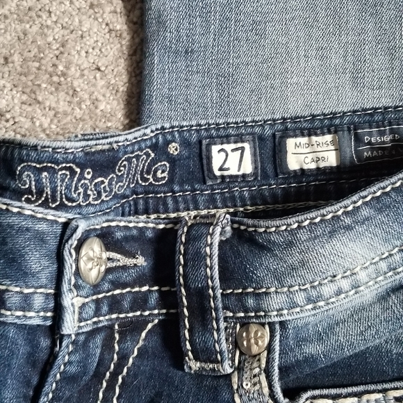 Miss Me mid rise capris - Picture 3 of 8